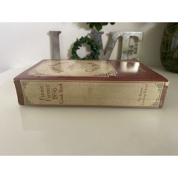 Fannie Farmer 1896 Cook Book Paperback Published 1996 By Fannie Merrit Farmer - Picture 9 of 10